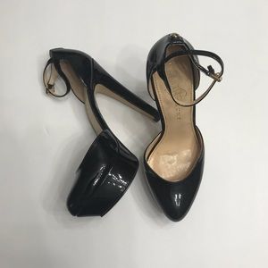 Ivanka Trump Black Pumps